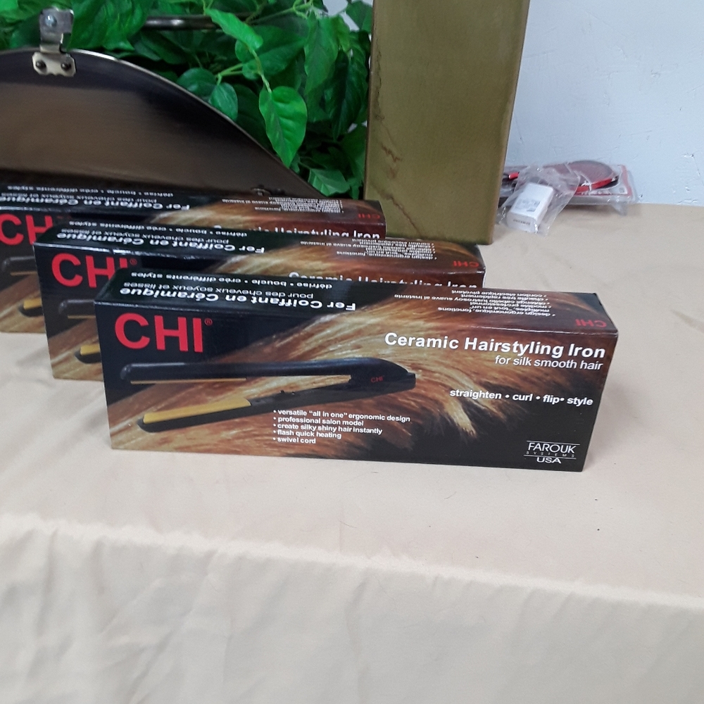 Chi 1" Ceramic Hairstyling Iron